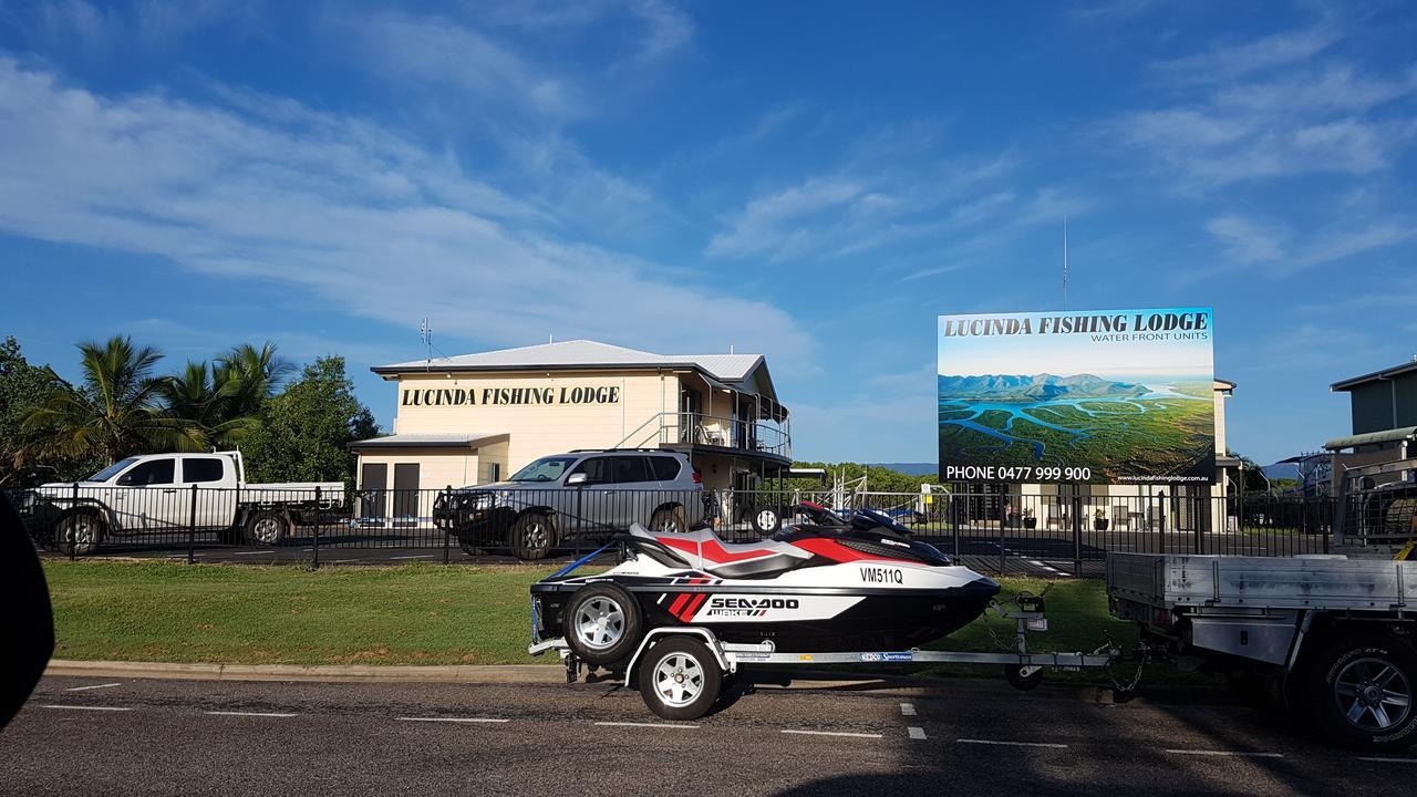 Lucinda Fishing Lodge Ngoại thất bức ảnh