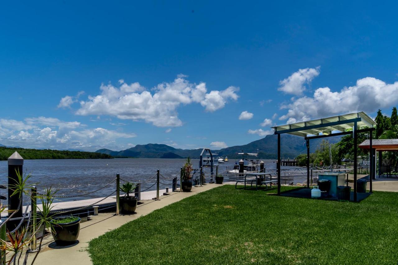 Lucinda Fishing Lodge Ngoại thất bức ảnh