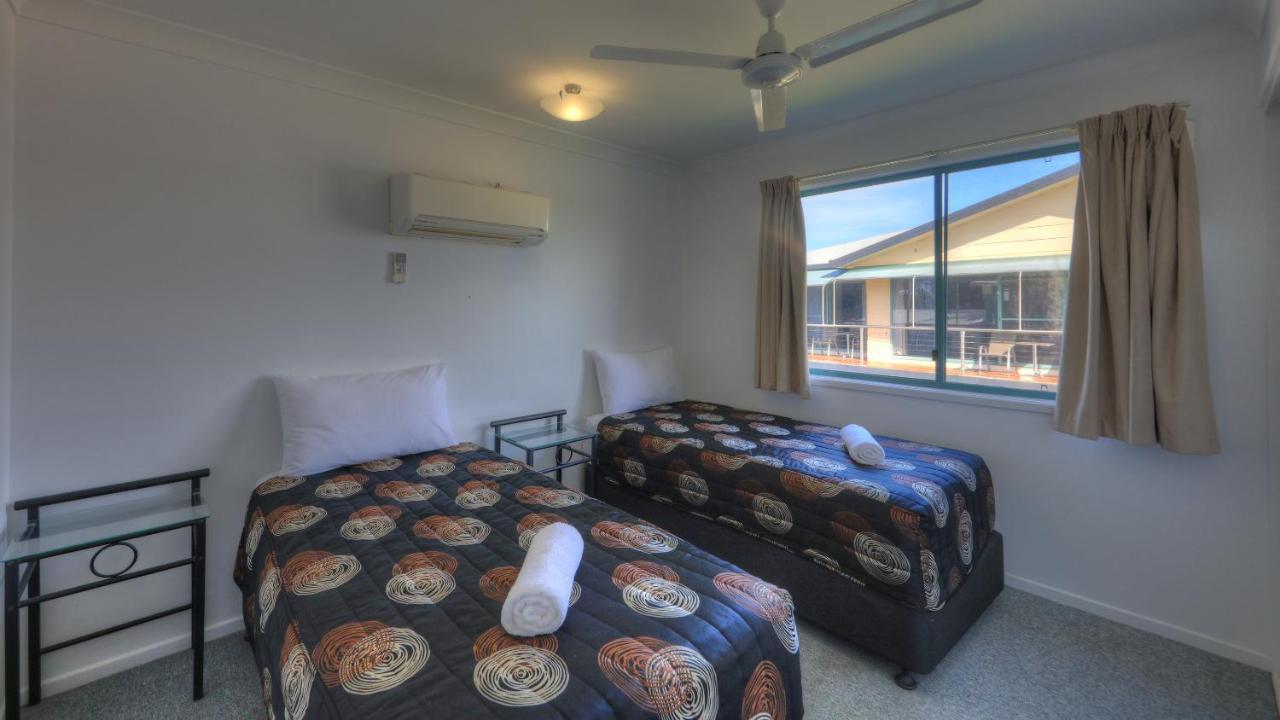 Lucinda Fishing Lodge Ngoại thất bức ảnh